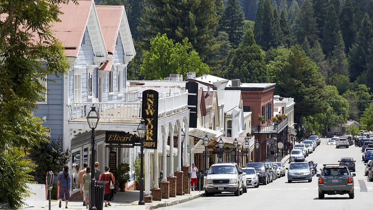 Charming Small Towns in California