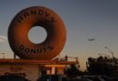 Randy’s Donuts rolling out Super Bowl-themed treats this weekend