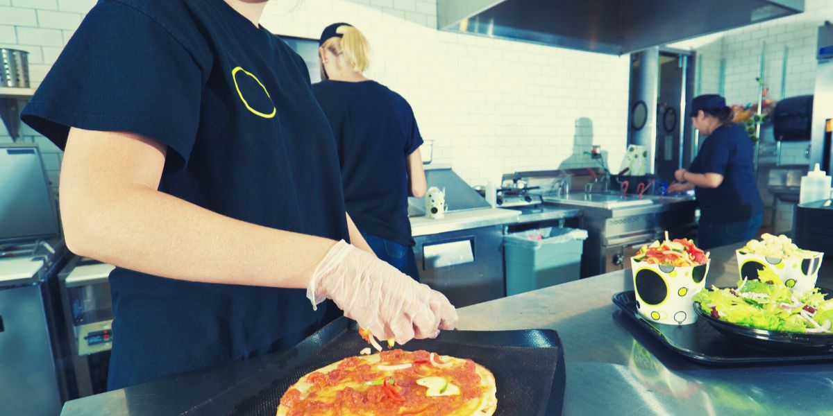 California’s Minimum Wage Hike Leads to Massive Layoffs at Fast-Food Chain
