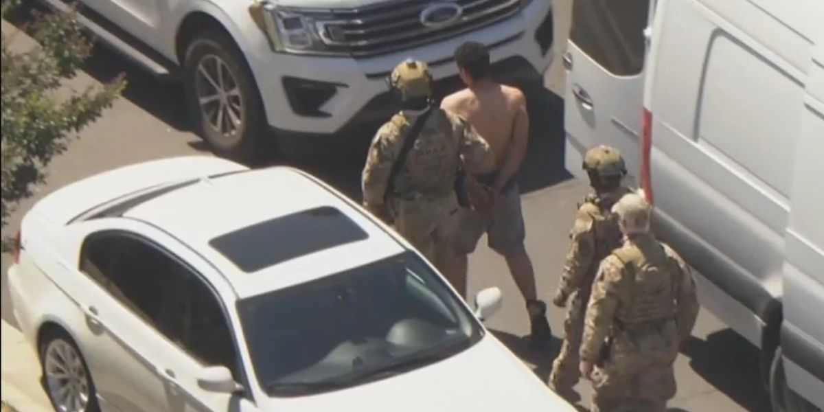 Two Arrested in Connection With Human Smuggling Operation in Los Angeles