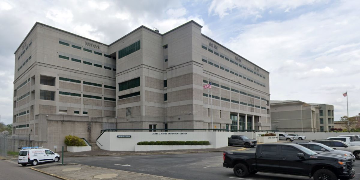Woman Gave Birth Standing on Alabama Jail Floor, Sparking Outrage Over Conditions